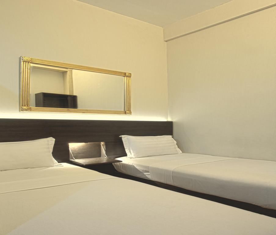 Fuxion Inn Jakarta Kültér fotó