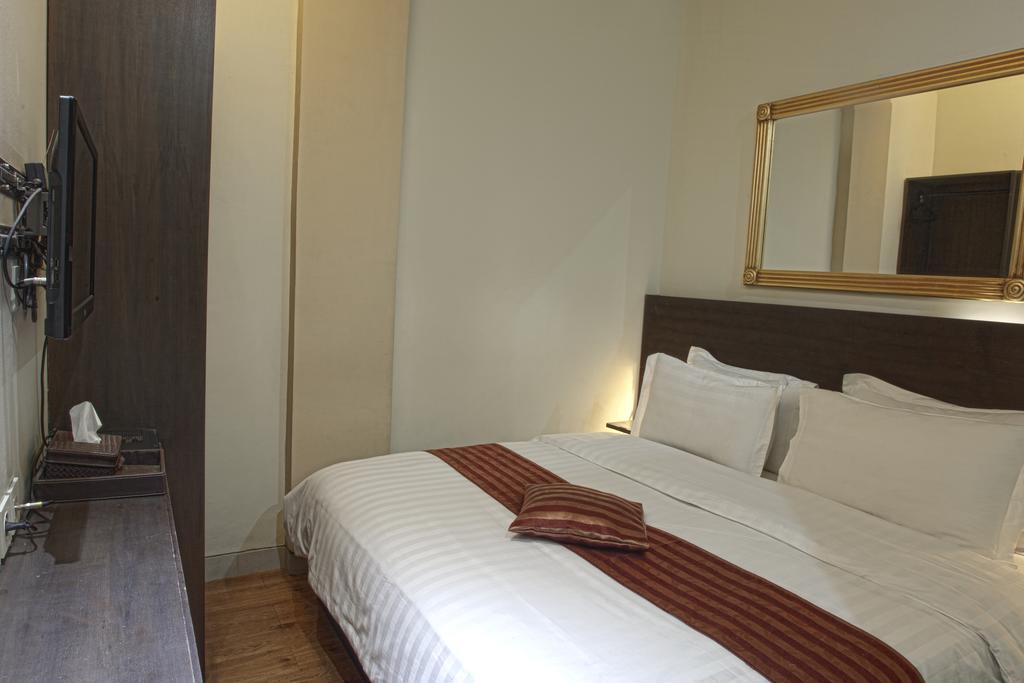 Fuxion Inn Jakarta Kültér fotó