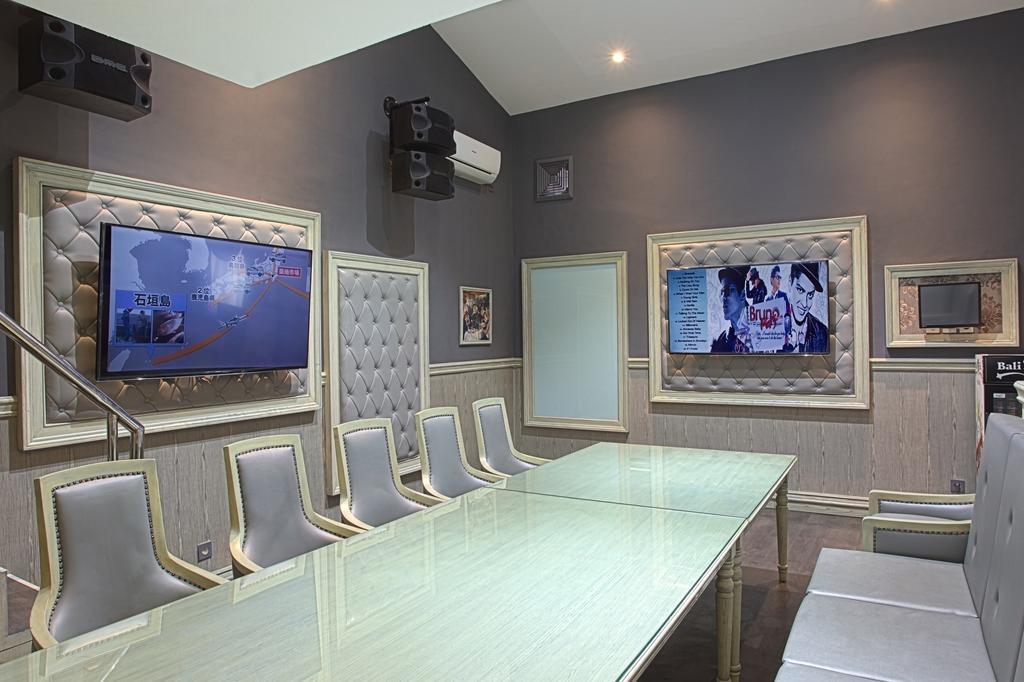 Fuxion Inn Jakarta Kültér fotó